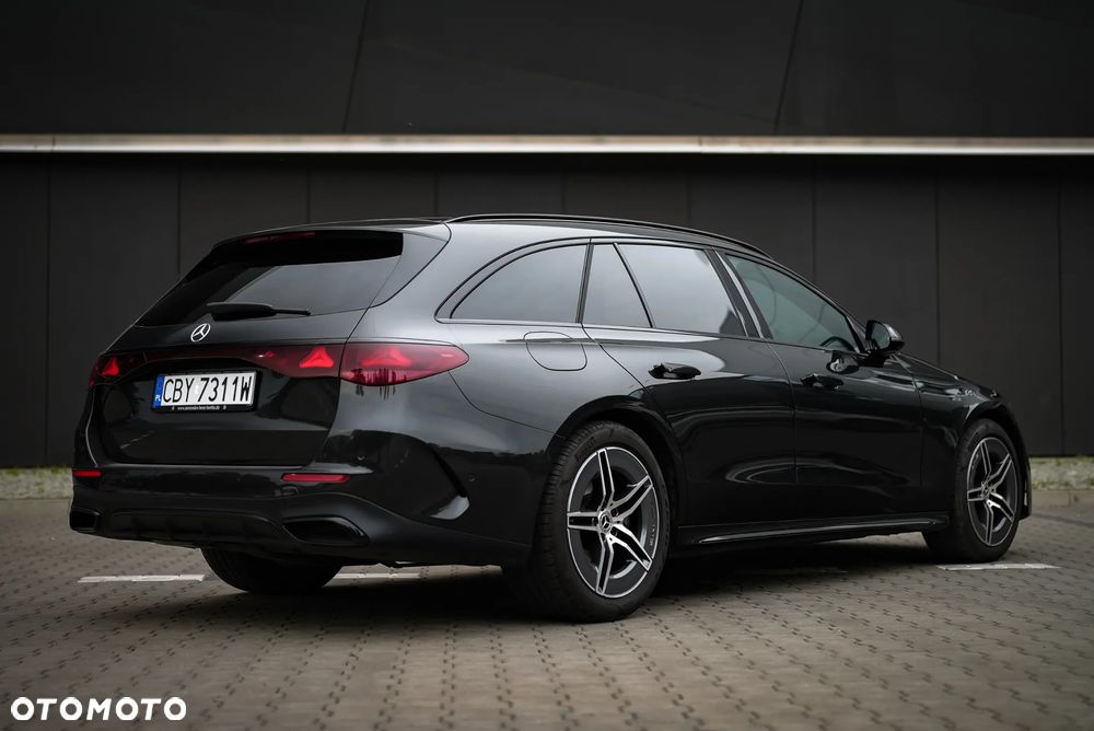 Mercedes-Benz Klasa E 200 9G-TRONIC Edition AMG Line - 18