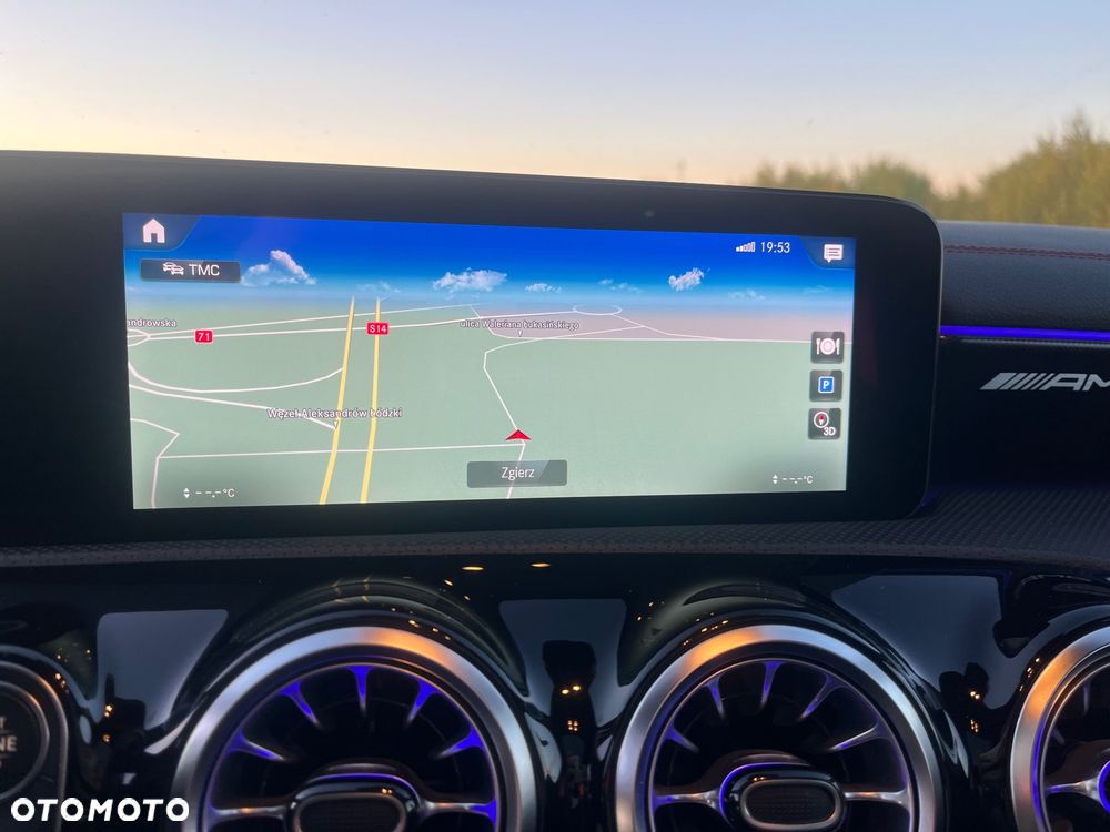Mercedes-Benz CLA AMG 45 4-Matic 8G-DCT - 18
