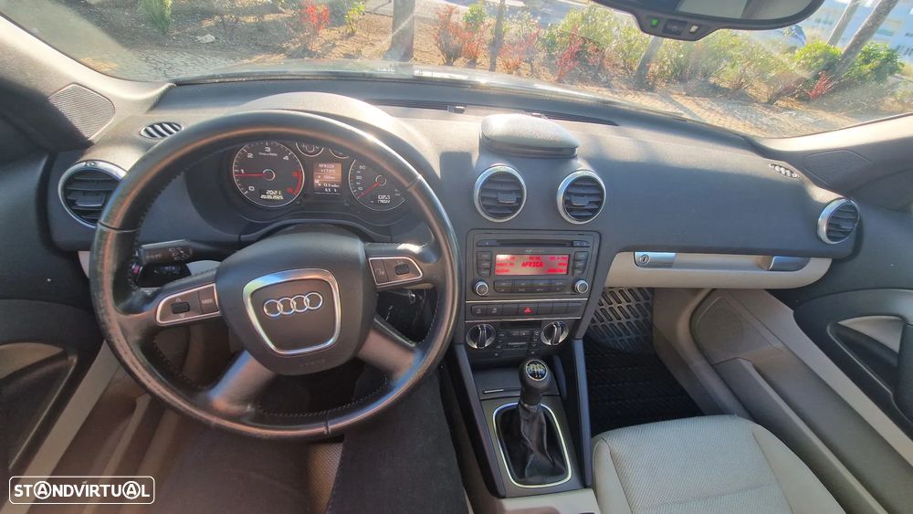 Audi A3 Cabrio 1.6 TDi S-line - 13
