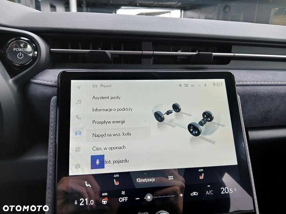 Lexus LBX 1.5 Hybrid Cool AWD - 18