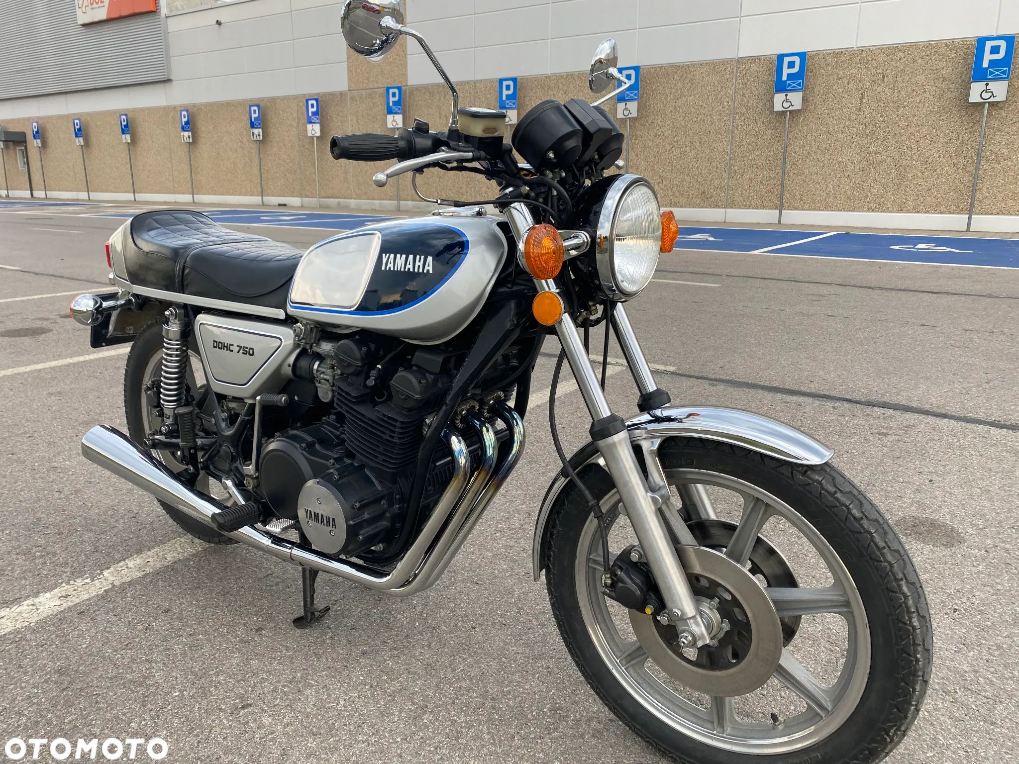 Yamaha XS - 1