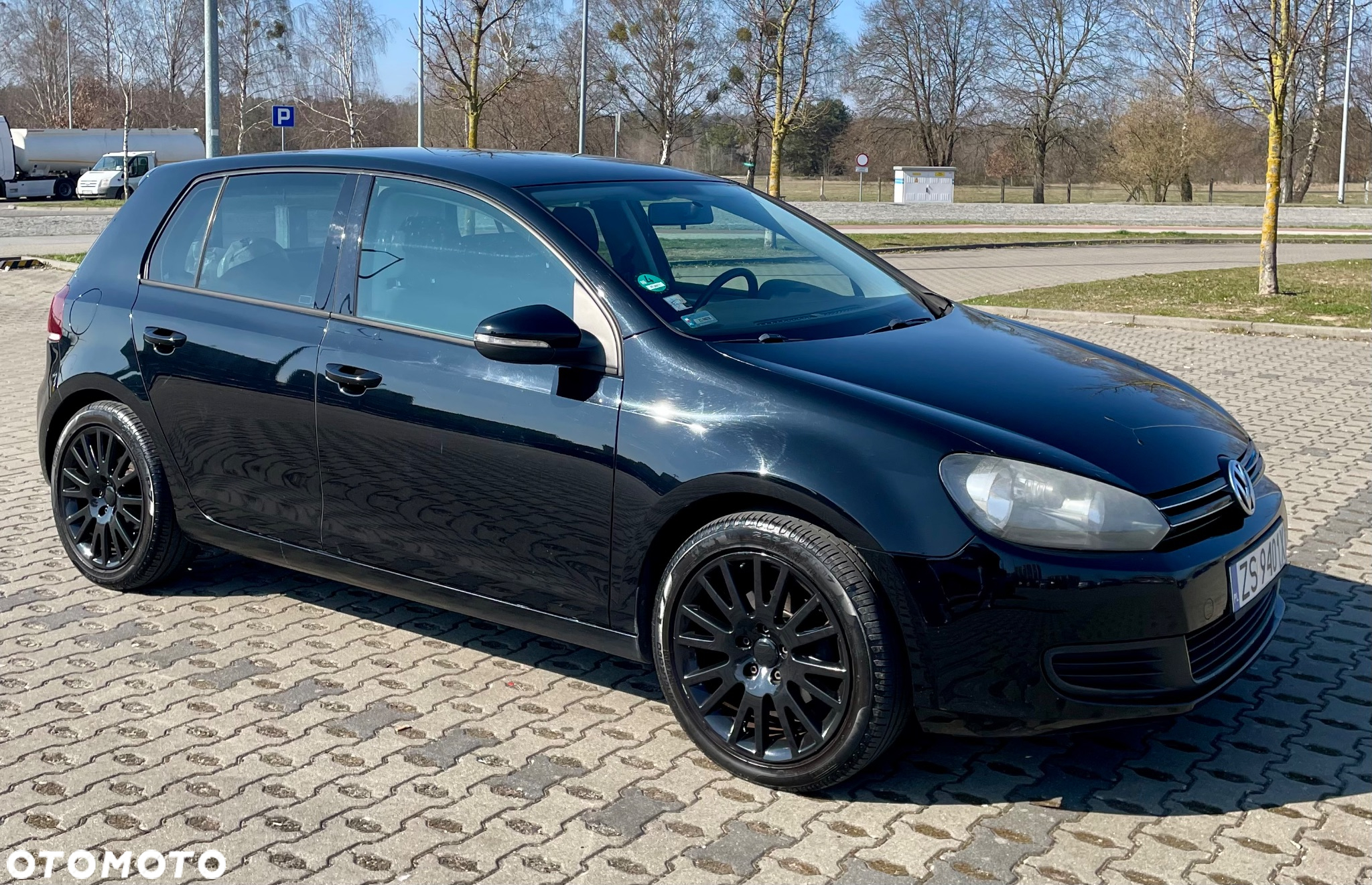 Volkswagen Golf - 11
