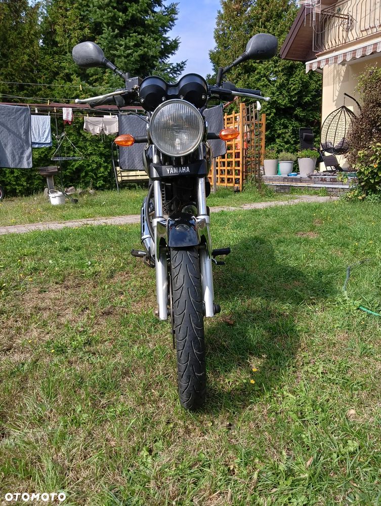 Yamaha YBR - 7