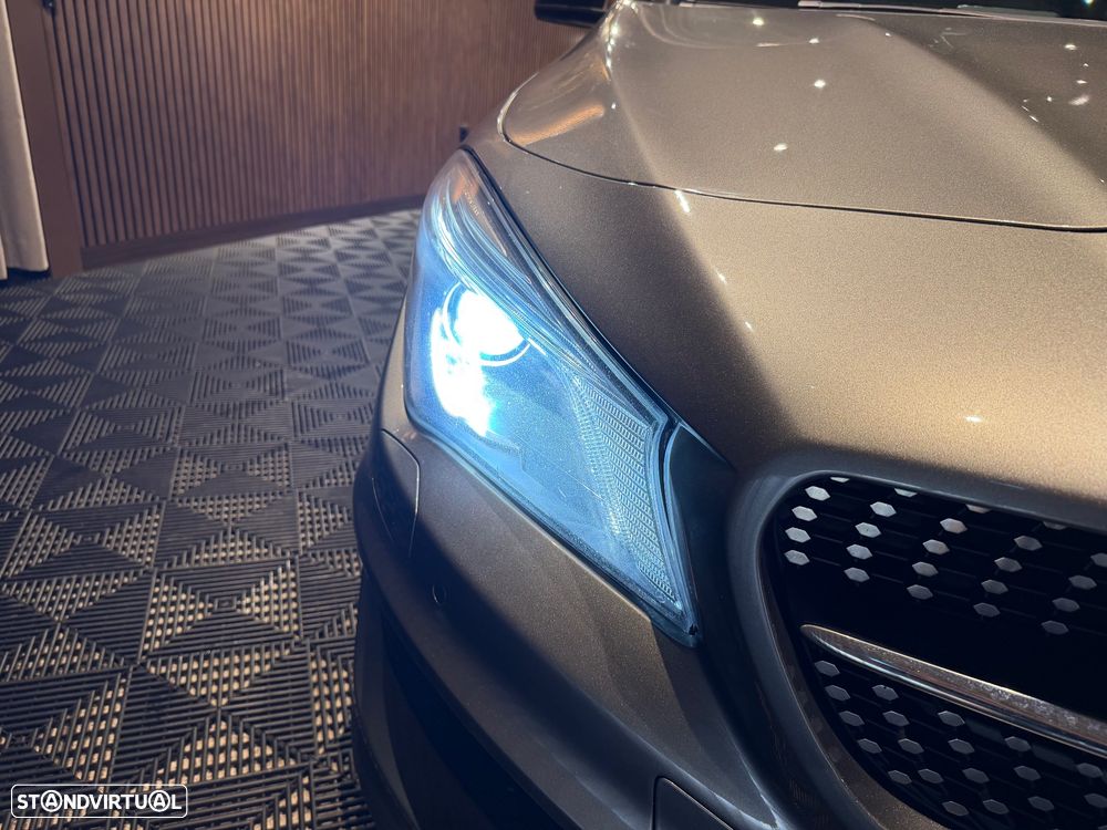 Mercedes-Benz CLA 180 d 7G-DCT AMG Line - 12