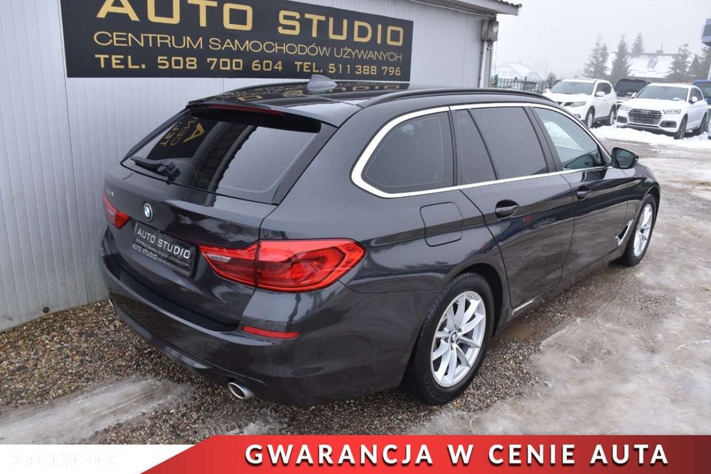 BMW Seria 5 520d xDrive Luxury Line sport - 4