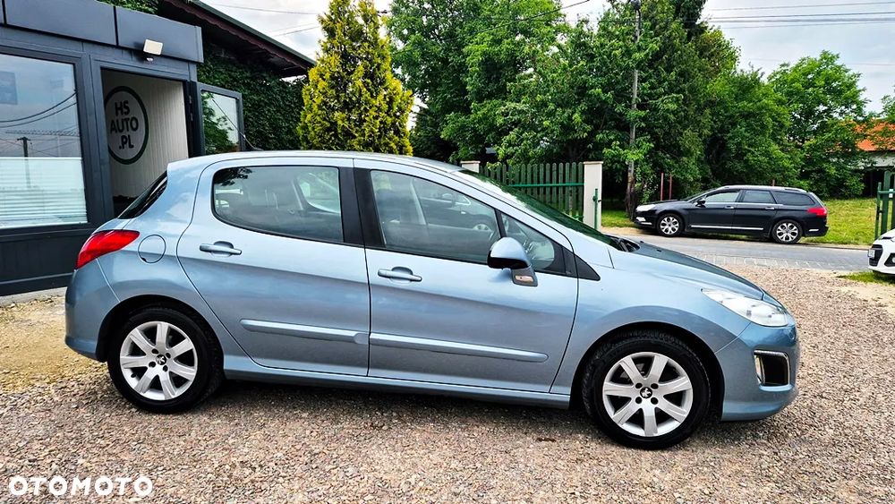 Peugeot 308 1.6 Premium - 8