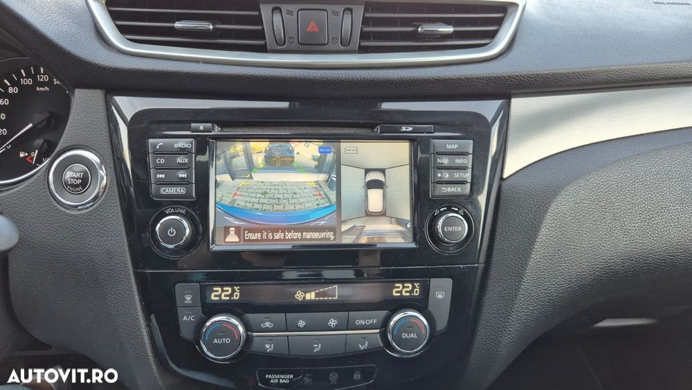 Nissan Qashqai 1.5 DCI Start/Stop N-Connecta - 10