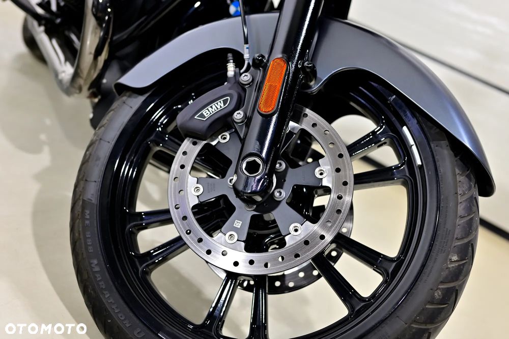 BMW R - 6