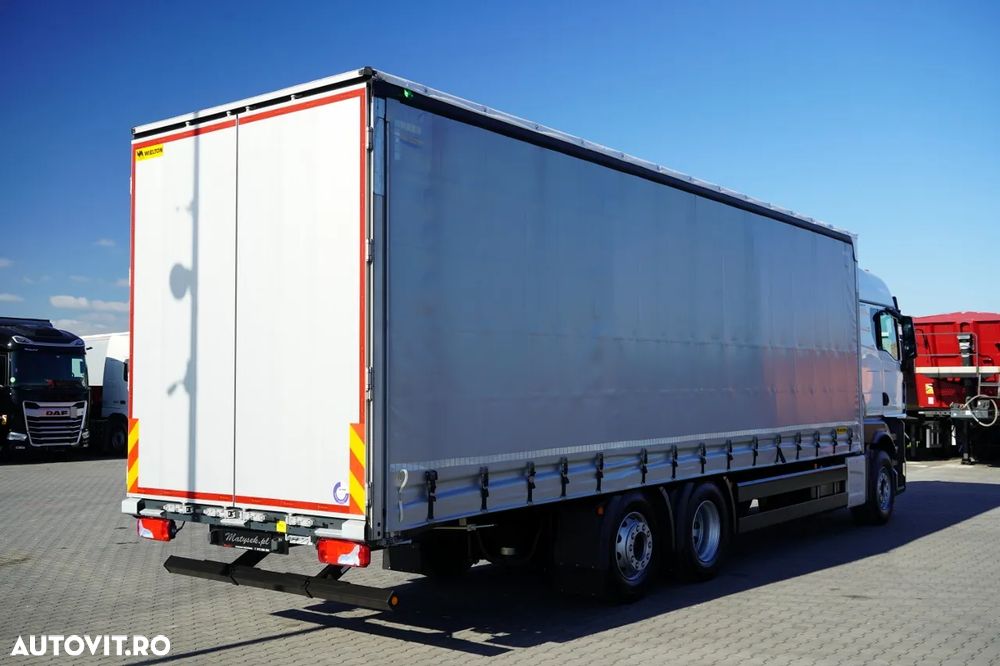 MAN TGX 26.520 / 6x2 / 9.3 M CORTINĂ / ACOPERIȘ RIDICABIL / AXĂ RIDICABILĂ / DIRECȚIE / NOU - 5