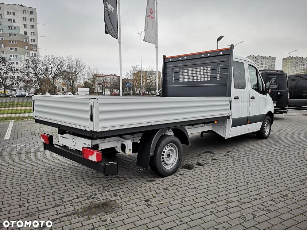Mercedes-Benz Sprinter - 7