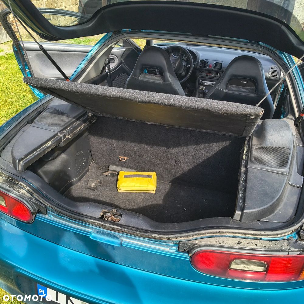 Mazda MX-3 - 12