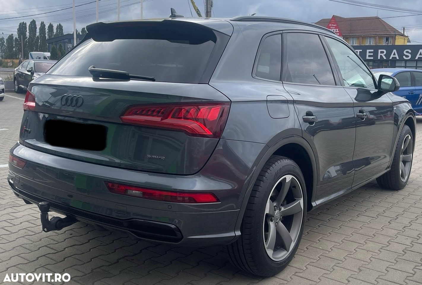 Audi Q5 2.0 40 TDI quattro S tronic Sport - 5