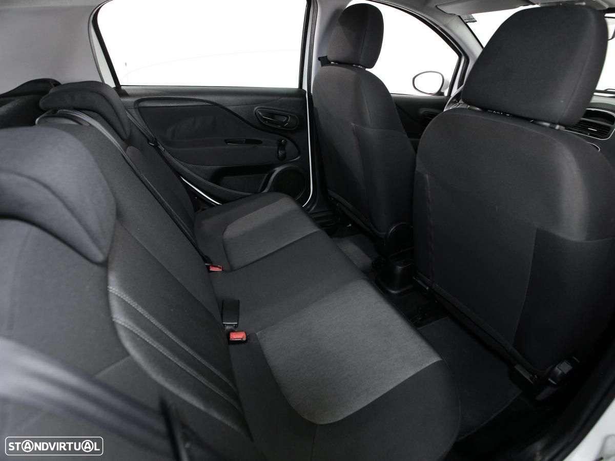 Fiat Punto - 10