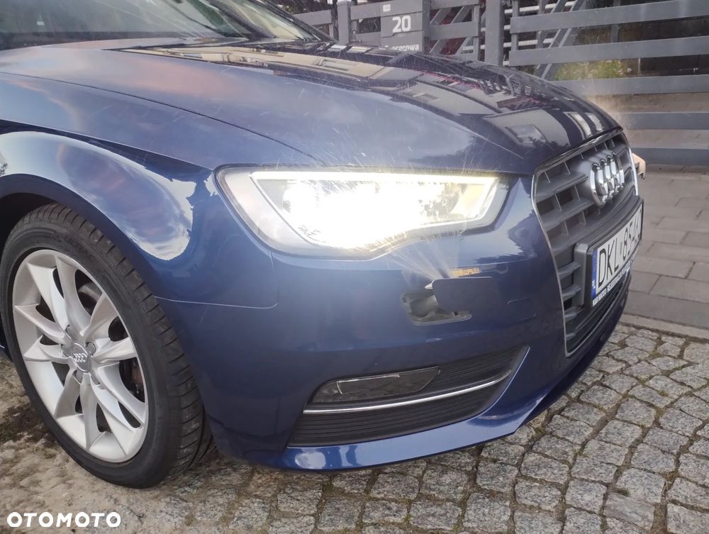 Audi A3 Sportback 1.6 TDI (clean diesel) Ambiente - 12