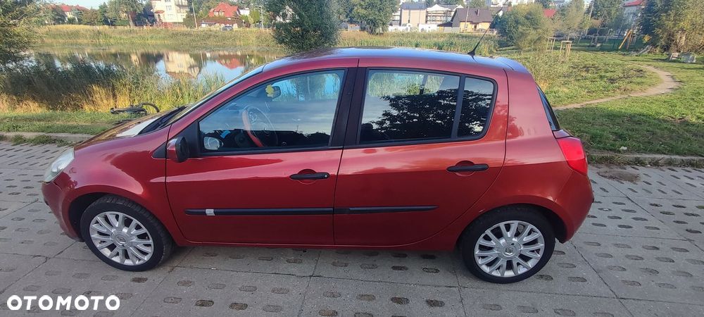 Renault Clio 2007 photo 5