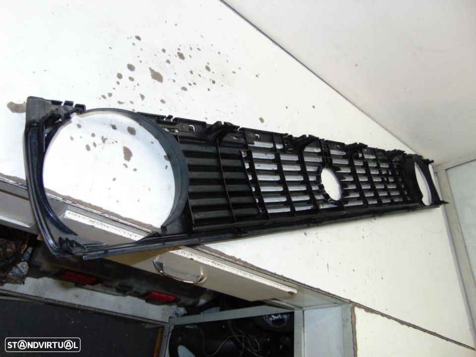 VW Golf 2 grelha frontal - 4