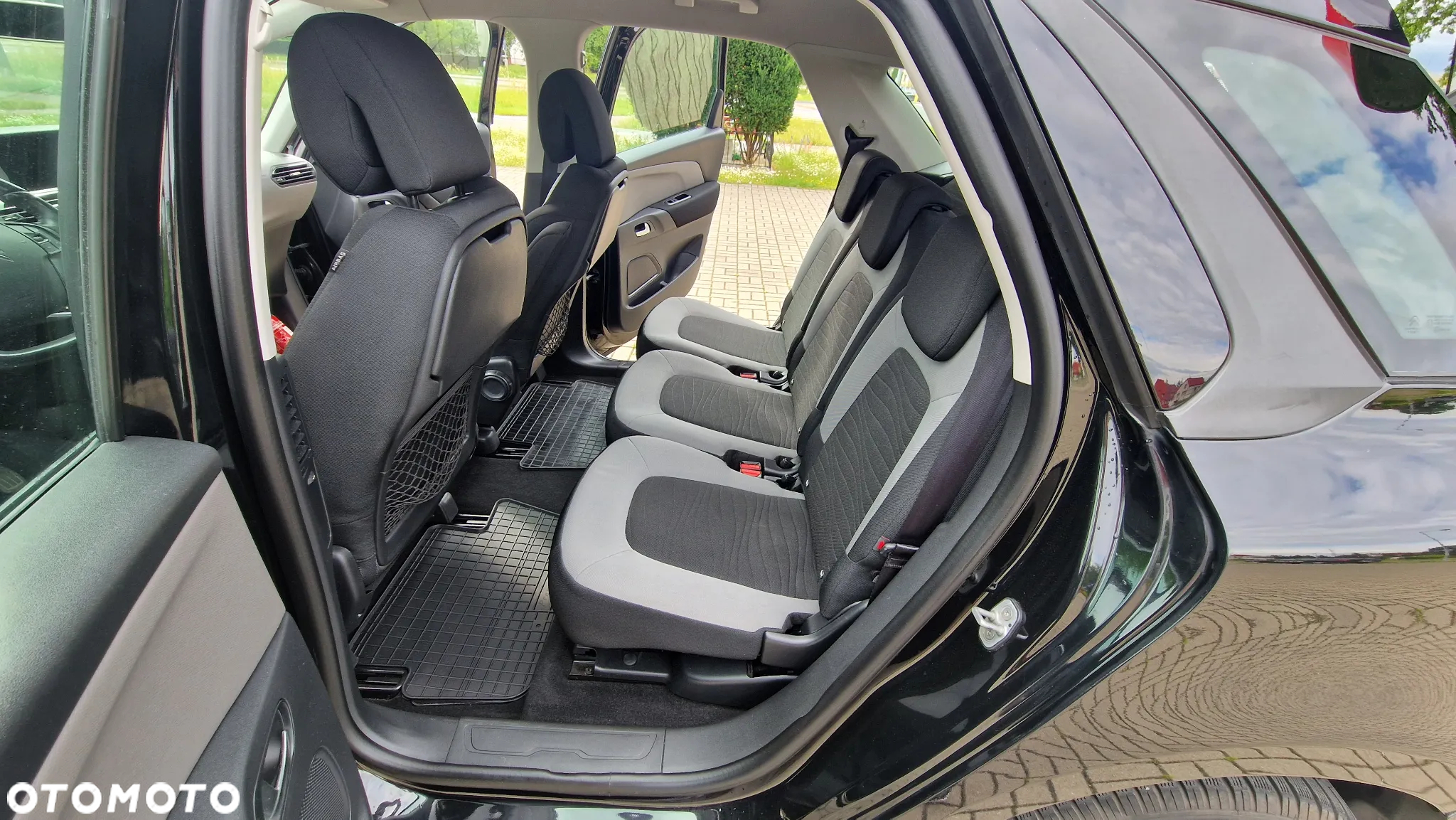 Citroën C4 Picasso e-HDi 115 Business Class - 10