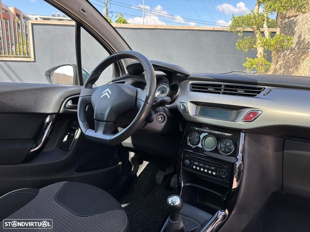 Citroën C3 1.2 PureTech Attraction - 19
