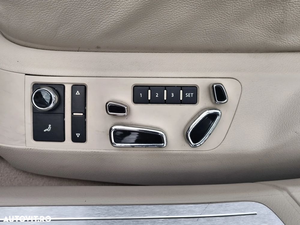 Volkswagen Phaeton - 9