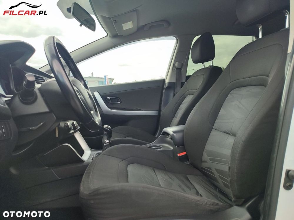 Kia Ceed - 5