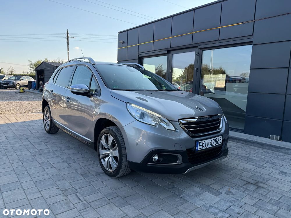 Peugeot 2008 1.2 Pure Tech Allure S&S - 9