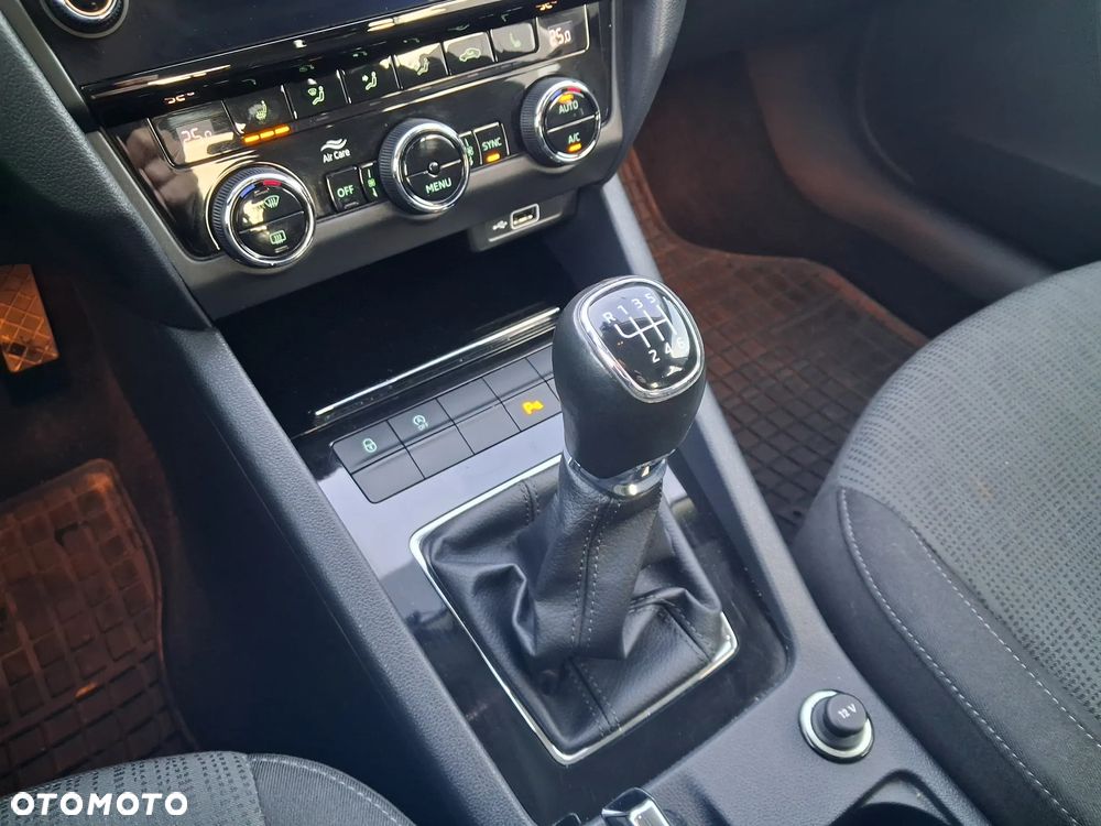 Skoda Octavia 1.5 TSI GPF ACT Style - 23