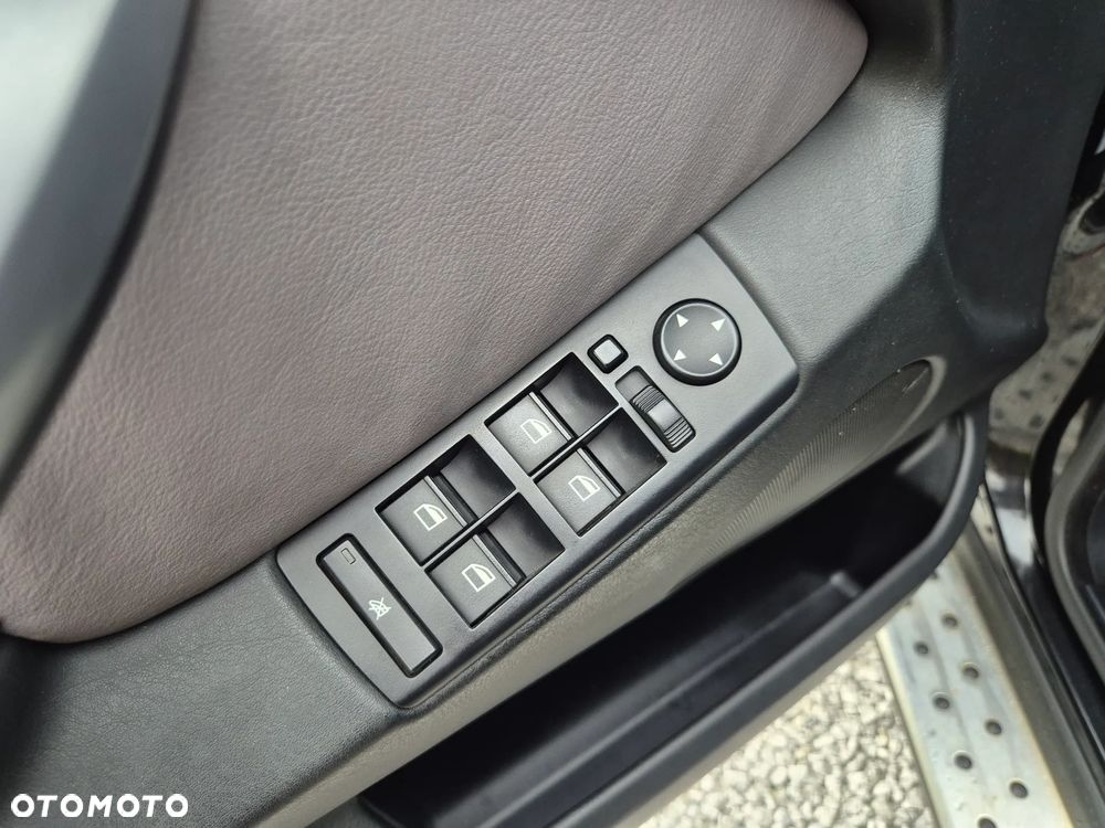 BMW X5 4.4i - 19