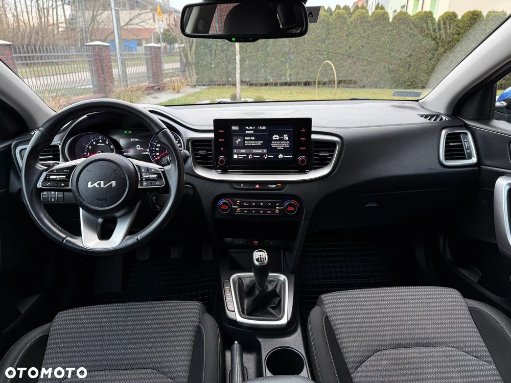 Kia Ceed 1.5 T-GDI M - 16