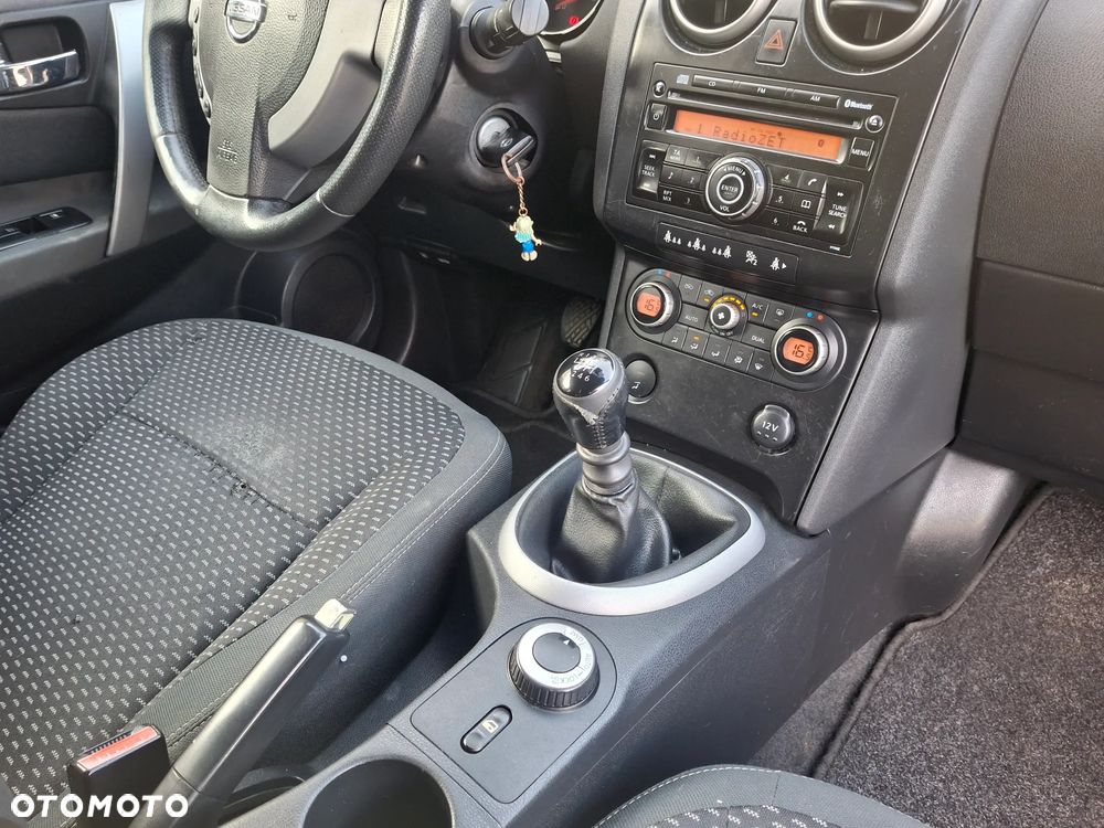 Nissan Qashqai 2.0 dCi 4 x 4 DPF acenta - 26