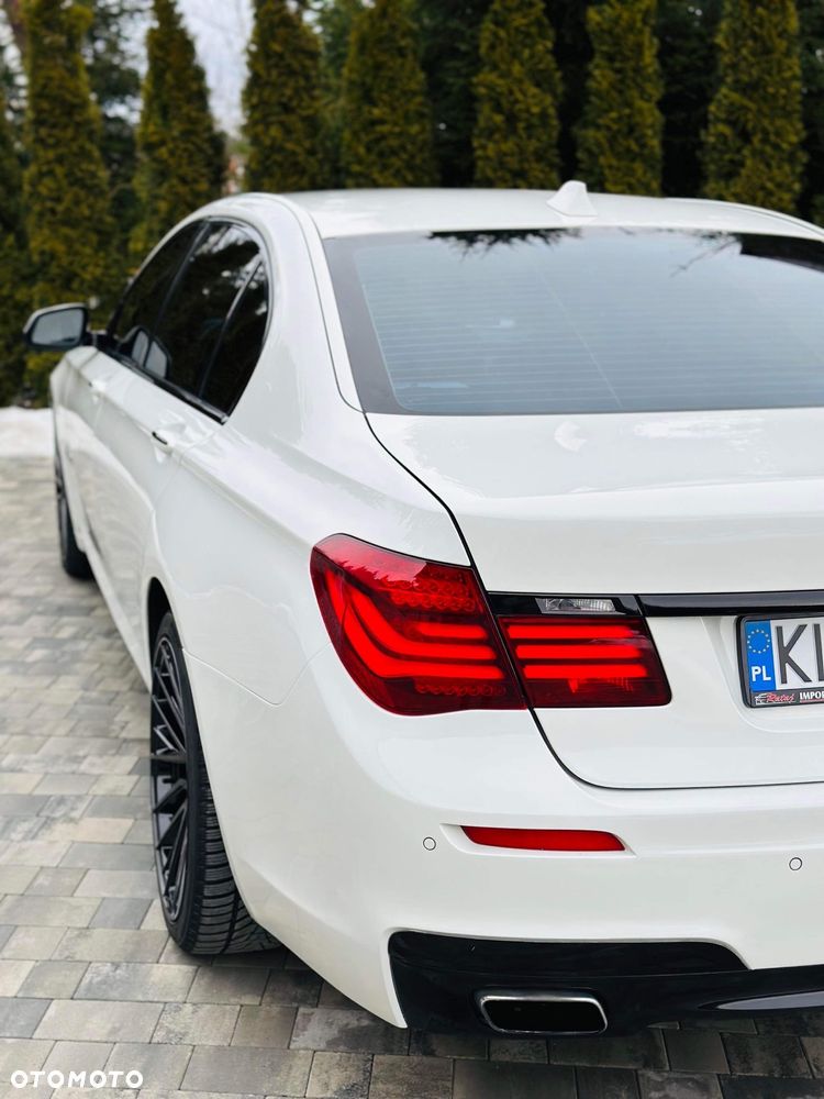 BMW Seria 7 750Li Edition Exclusive - 6