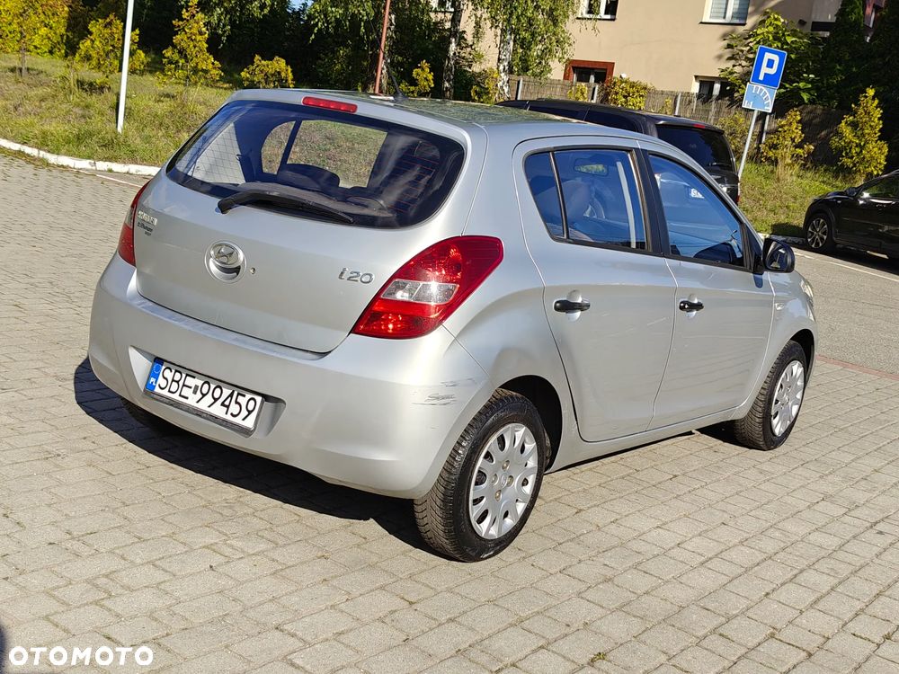 Hyundai i20 1.2 Classic + - 13