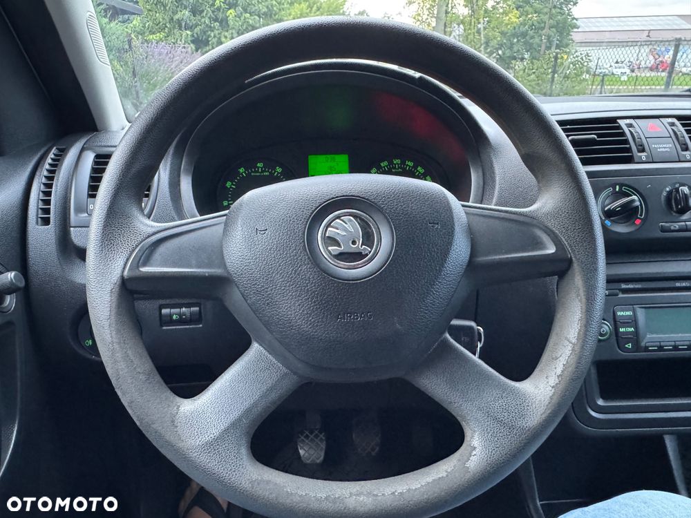 Skoda Roomster 1.4 16V Comfort - 22