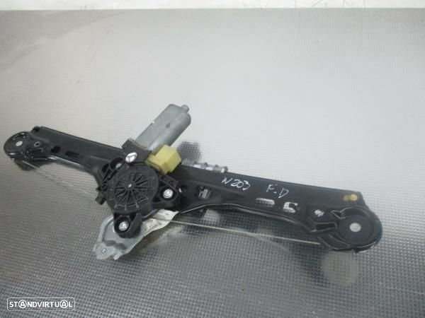 Elevador Tras Dto  Mercedes-Benz C-Class (W203) - 2