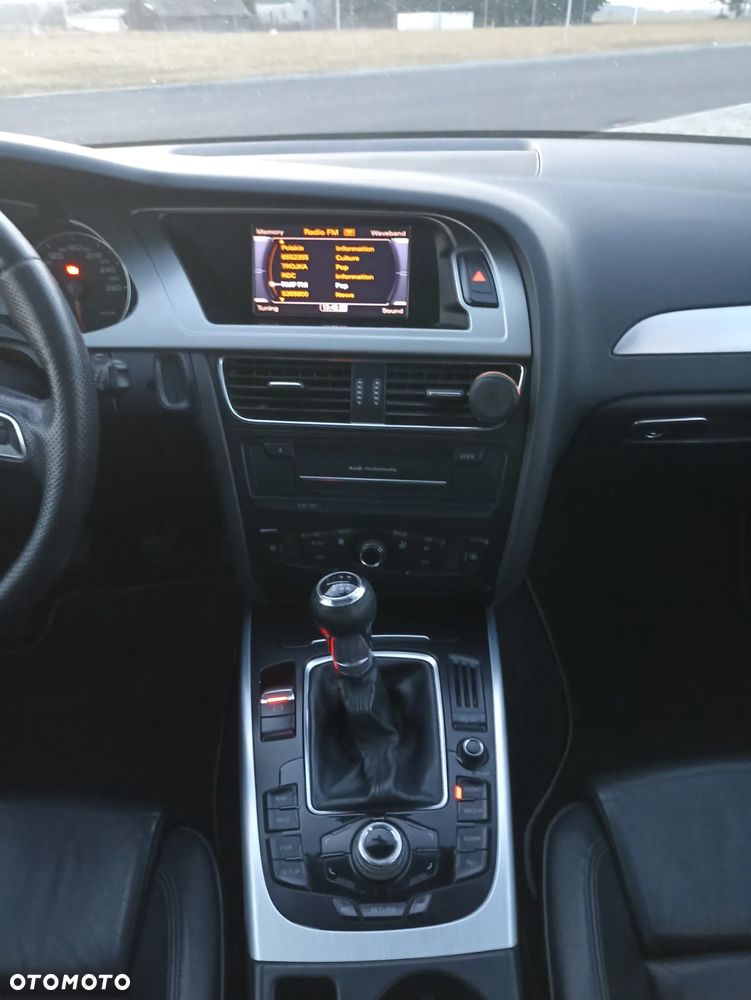 Audi A4 Avant 2.0 TDI - 21
