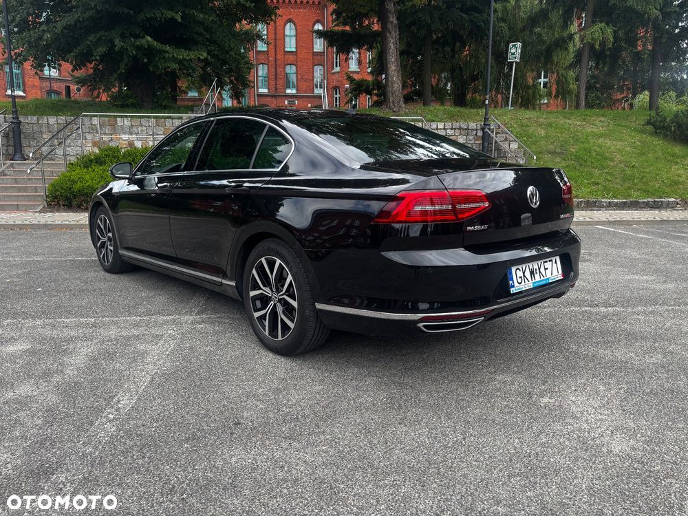Volkswagen Passat - 3