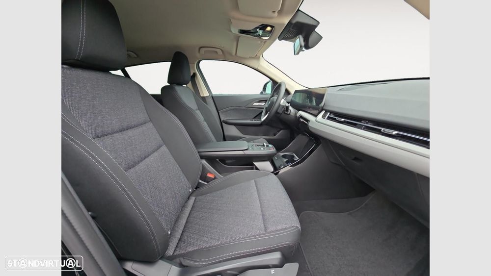 BMW iX2 eDrive20 - 13