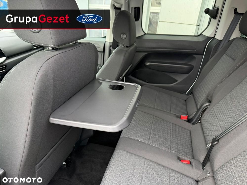 Ford Tourneo Connect - 10