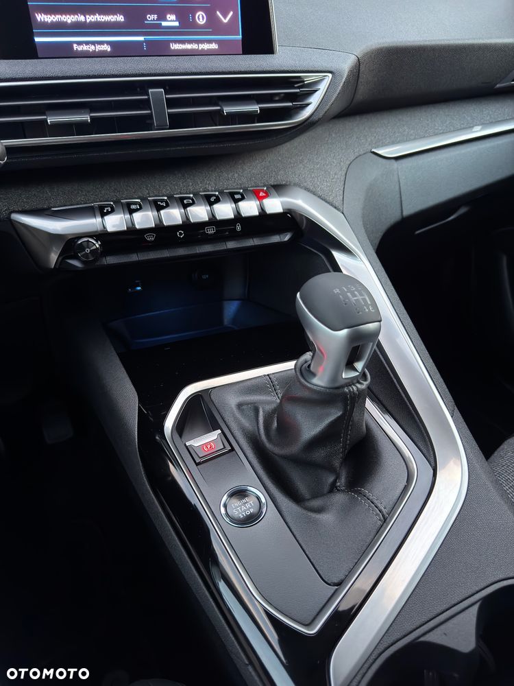 Peugeot 5008 BlueHDI 130 Allure Business-Paket - 29