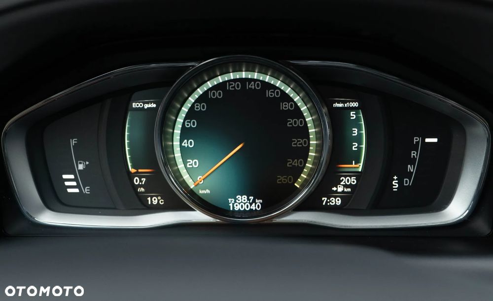 Volvo XC 60 D4 AWD Summum - 18