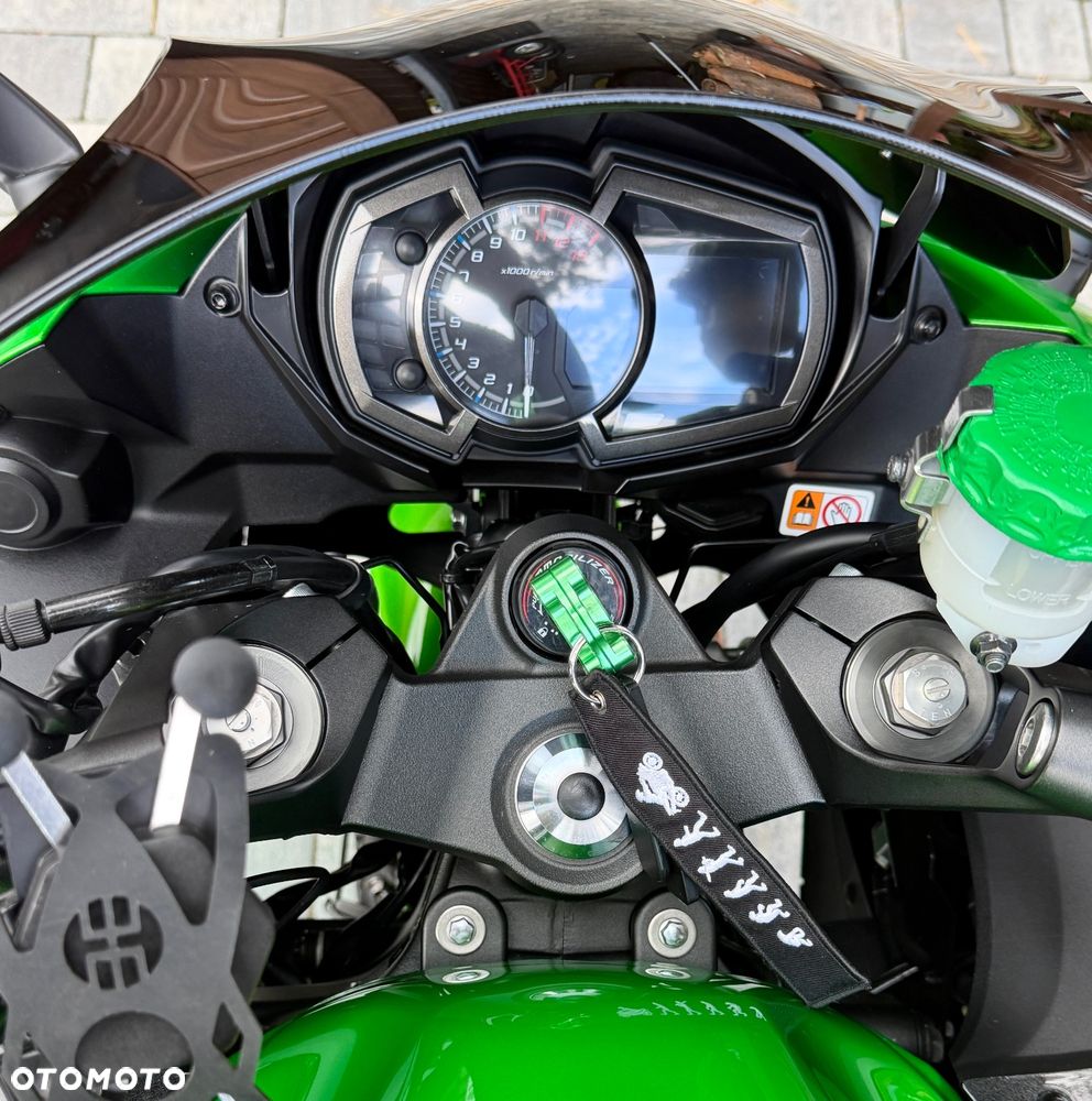Kawasaki Ninja 1000 SX - 20