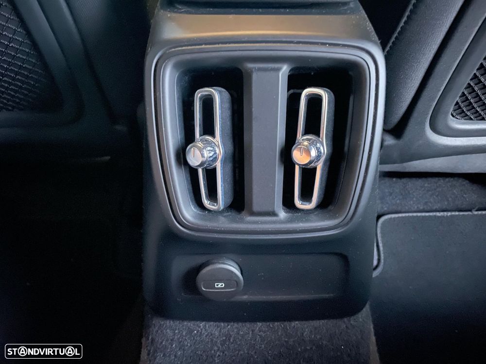 Volvo XC 40 1.5 T5 PHEV Inscription - 13