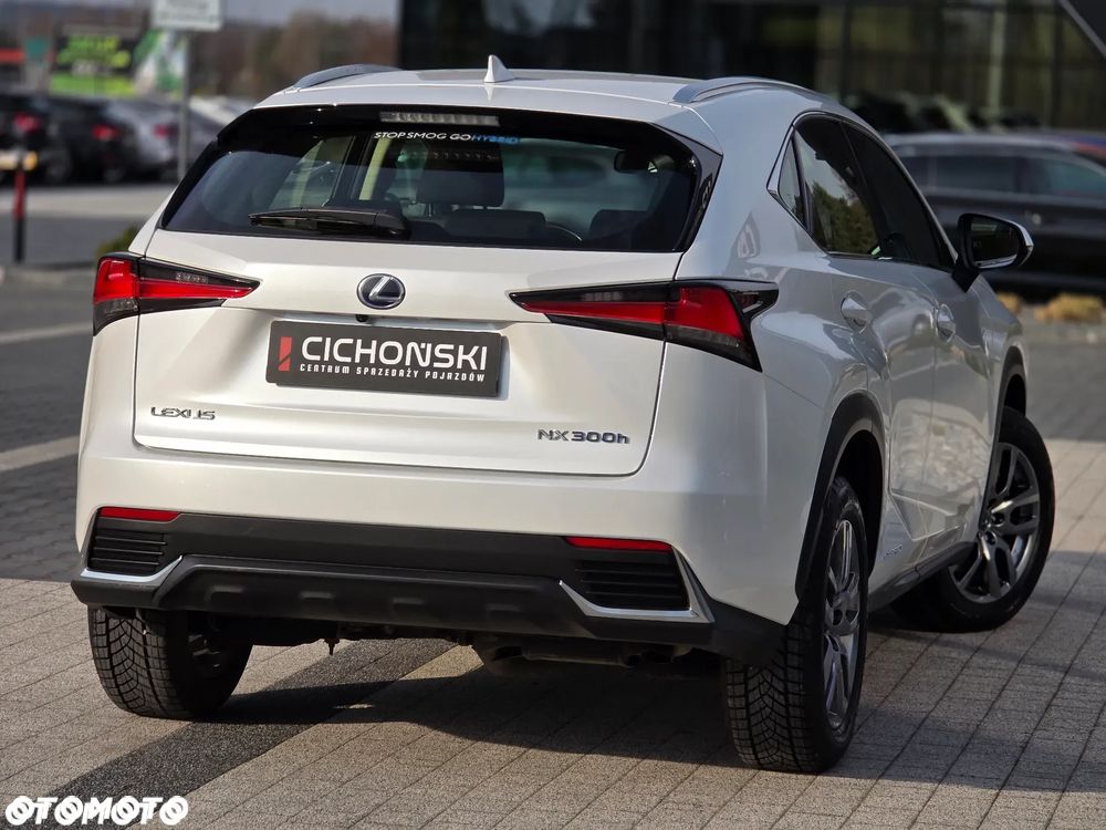Lexus NX 300h Elegance AWD - 12