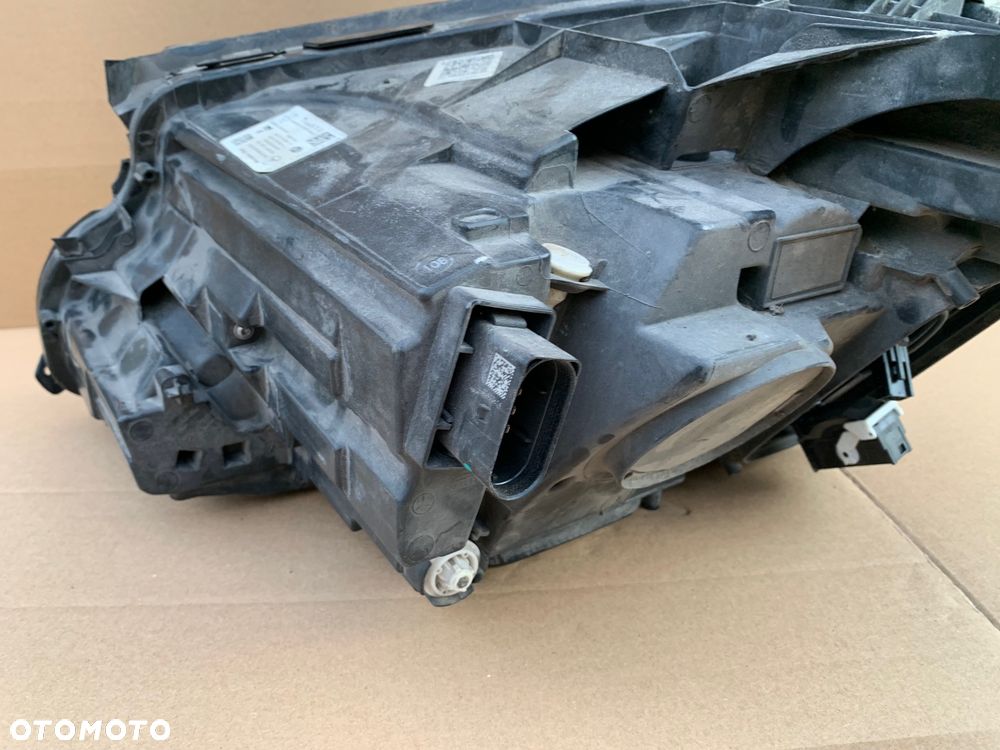 Lampa prawa przód Mercedes W213 E-klasa Multibeam - 11