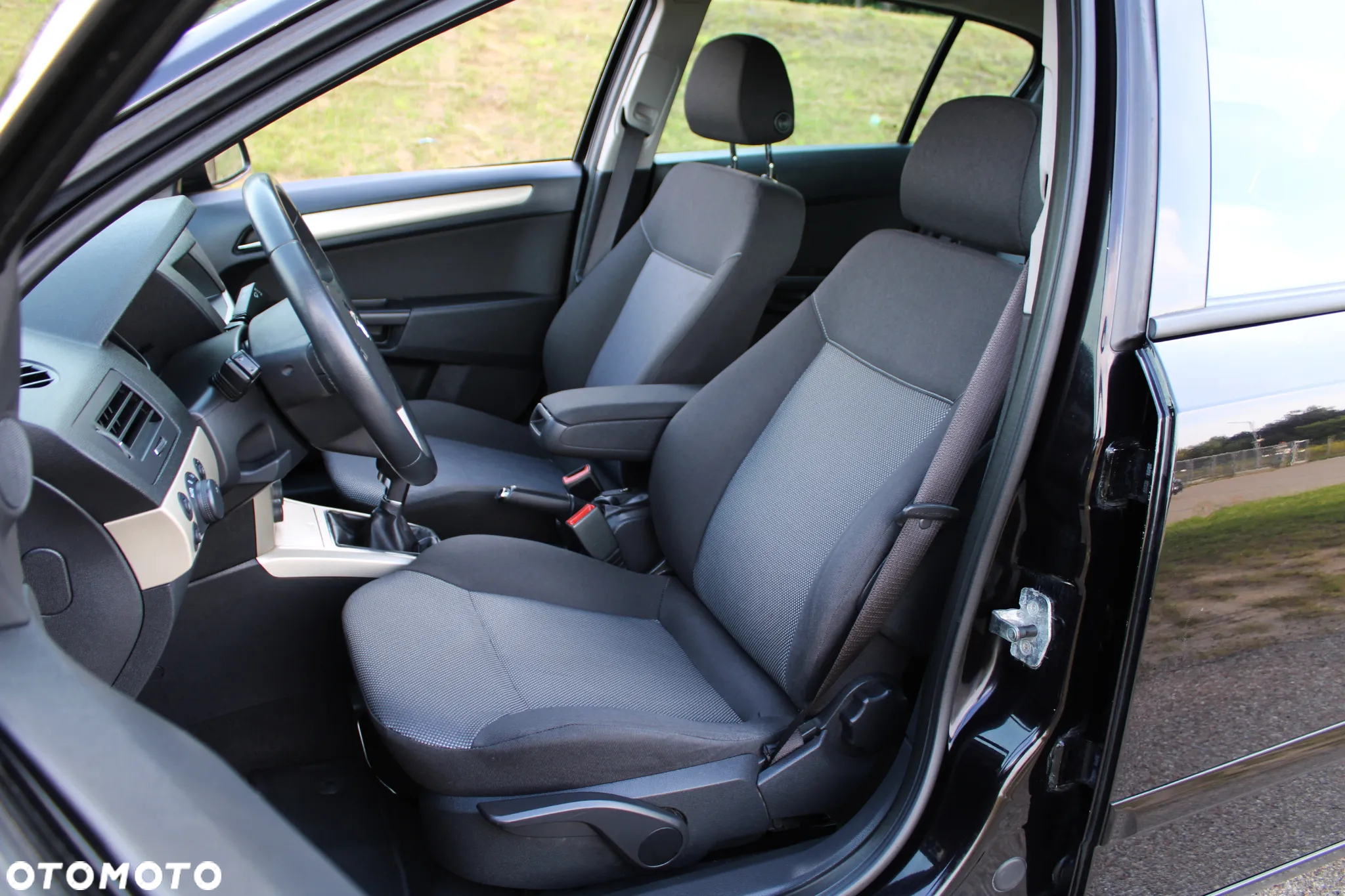 Opel Astra - 24