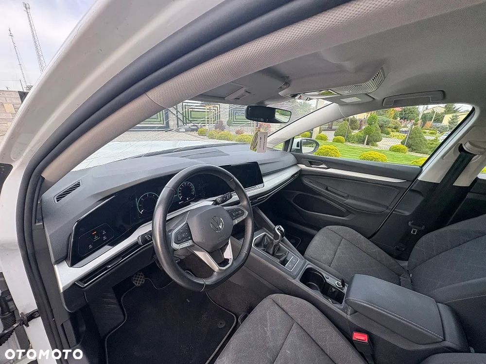 Volkswagen Golf VIII 2.0 TDI Life - 27