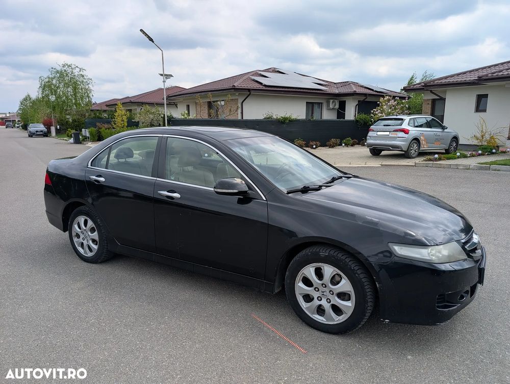 Honda Accord 2.0i Exec - 3