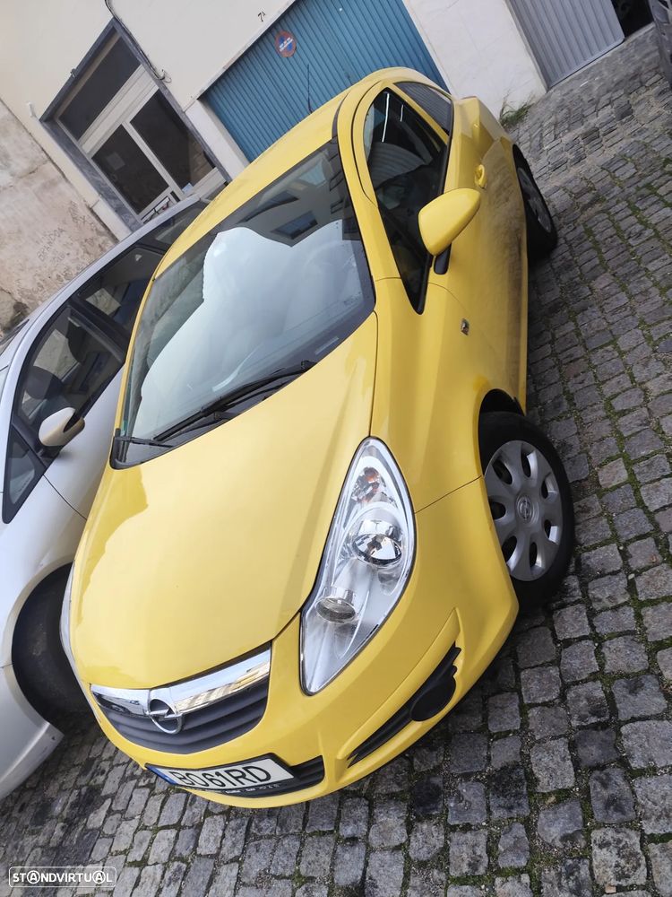 Opel Corsa 1.2 Twinport Essentia - 4