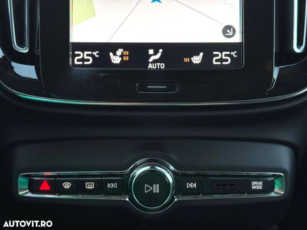 Volvo XC 40 Recharge T5 Twin Engine AT7 Inscription - 24