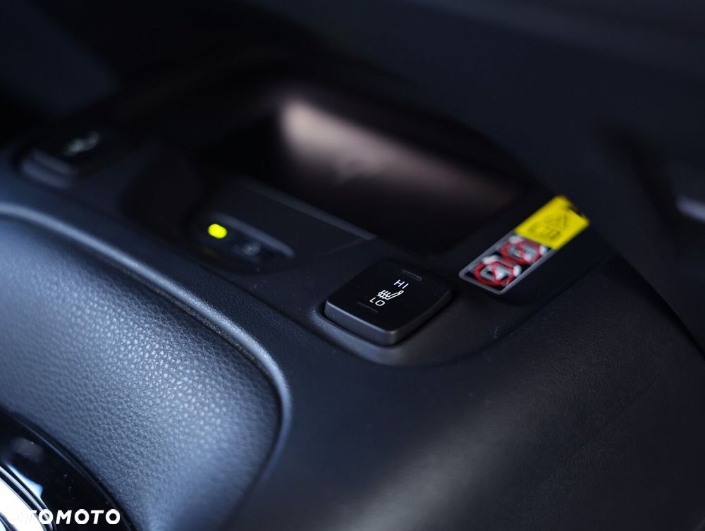 Toyota Corolla 1.8 Hybrid Style - 16