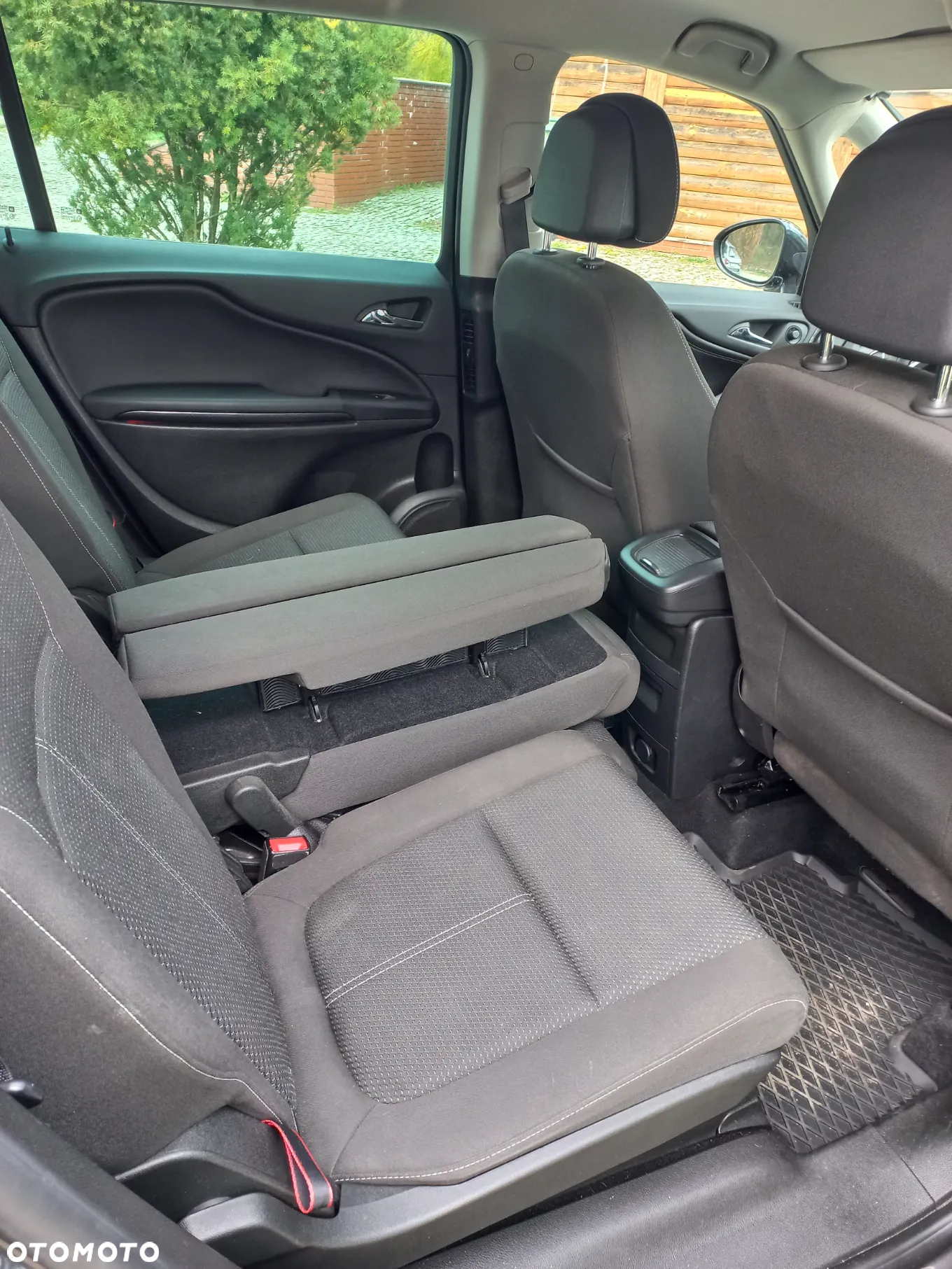 Opel Zafira 2.0 CDTI Enjoy - 8